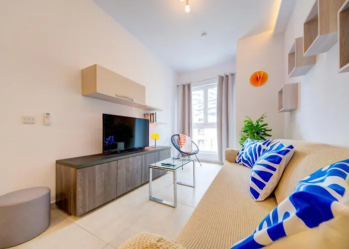 Διαμέρισμα Amazing Location In St Julian's, Paceville 2 Bedroom, With Balcony By Vaganza