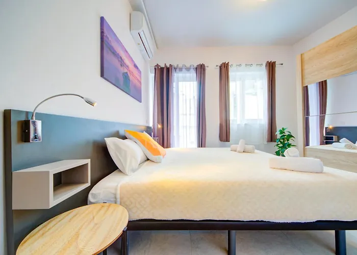 Διαμέρισμα Amazing Location In St Julian's, Paceville 2 Bedroom, With Balcony By Vaganza Saint Julian's