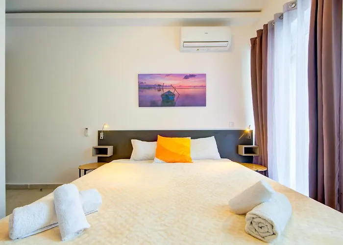 Amazing Location In St Julian's, Paceville 2 Bedroom, With Balcony By Vaganza Διαμέρισμα Saint Julian's