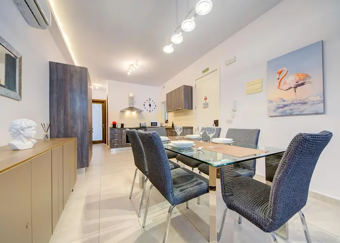 Διαμέρισμα Amazing Location In St Julian's, Paceville 2 Bedroom, With Balcony By Vaganza *