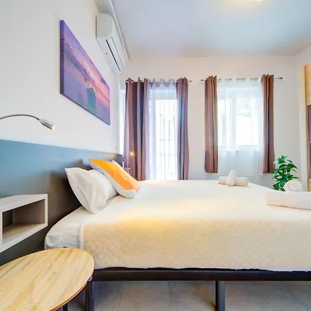 아파트 2 Bedroom With Balcony In St Julians, Paceville By Vaganza Saint Julian's
