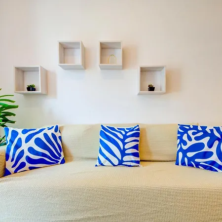 2 Bedroom With Balcony In St Julians, Paceville By Vaganza Appartement