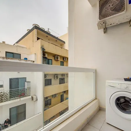 Appartement 2 Bedroom With Balcony In St Julians, Paceville By Vaganza *
